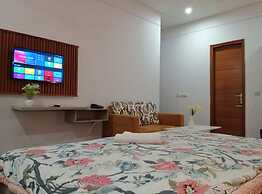 Mallenzo suites