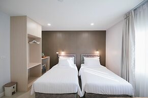 Eng Fah Luang Hotel
