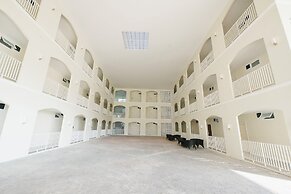 Eng Fah Luang Hotel