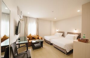 Eng Fah Luang Hotel