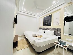 Hotel Padmawati Palace