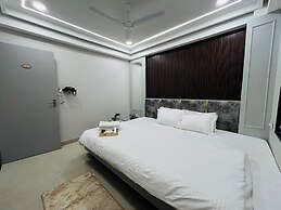 Hotel Padmawati Palace