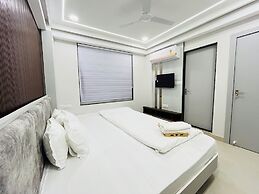 Hotel Padmawati Palace