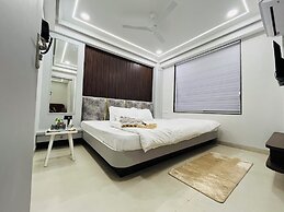 Hotel Padmawati Palace