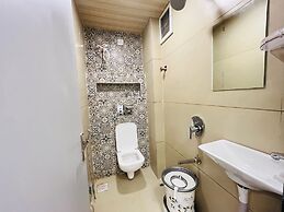 Hotel Padmawati Palace