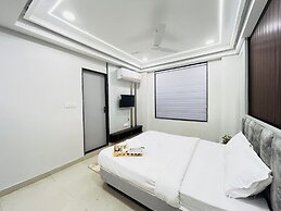 Hotel Padmawati Palace