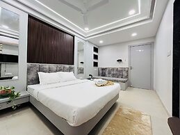 Hotel Padmawati Palace