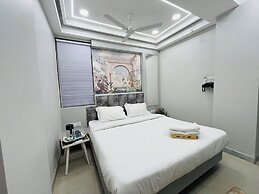 Hotel Padmawati Palace