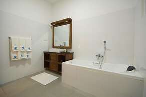 Okwin Resort