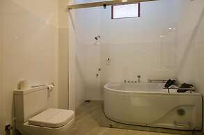 Okwin Resort