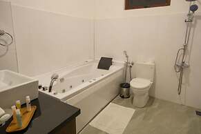 Okwin Resort