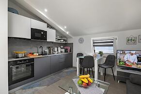 Seaview House Apartments