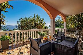 Seaview House Apartments