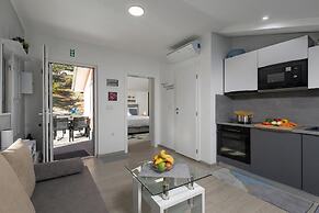 Seaview House Apartments