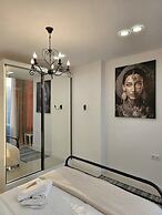 King David Equipped Luxury Two Bedroom26