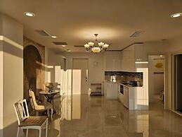 King David Equipped Luxury Two Bedroom26