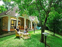 HOTEL TREETOP