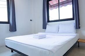 GO INN Night Bazaar Chiang Mai