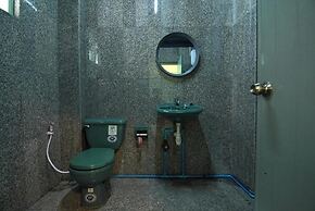 GO INN The Grand Palace