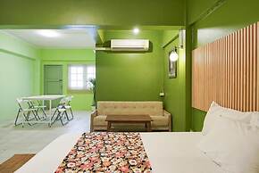 GO INN The Grand Palace