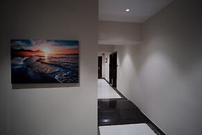 Sunbright Rooms Residency Hotel