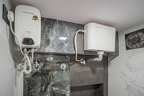 Sunbright Rooms Residency Hotel