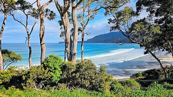 Lufra Beachside Hotel