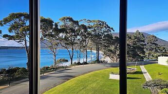 Lufra Beachside Hotel