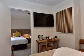 Lufra Beachside Hotel