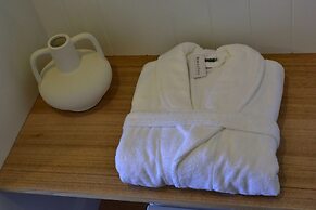 Lufra Beachside Hotel