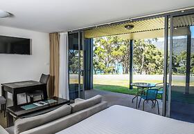 Lufra Beachside Hotel