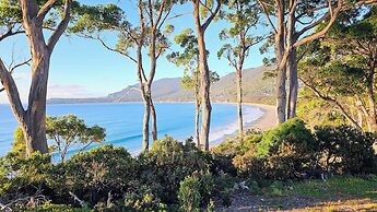 Lufra Beachside Hotel