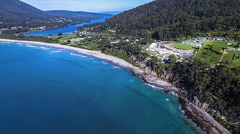 Lufra Beachside Hotel