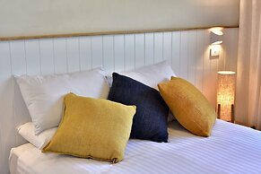 Lufra Beachside Hotel