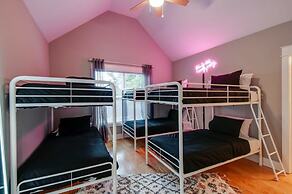 Booking Fast 12 Beds-large Yard