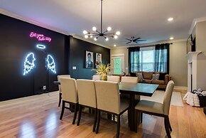 Booking Fast 12 Beds-large Yard