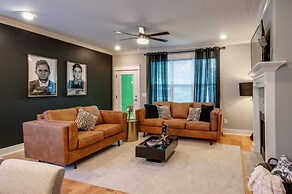 Booking Fast 12 Beds-large Yard