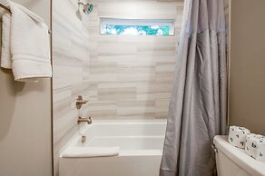 Booking Fast 12 Beds-large Yard