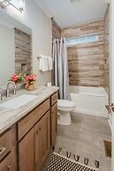 Booking Fast 12 Beds-large Yard