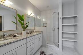 East Nash Double - 26 Beds Booking Fast