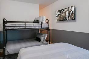 Dolly s Big House - 18 Beds Skydeck Views