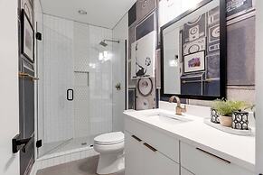 Dolly s Big House - 18 Beds Skydeck Views