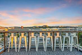 Dolly s Big House - 18 Beds Skydeck Views