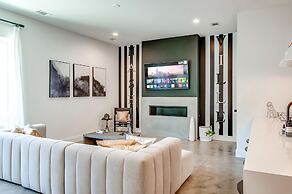 Close to the Gulch - Book Today