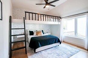 Close to the Gulch - Book Today