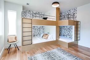 Close to the Gulch - Book Today