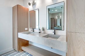 Close to the Gulch - Book Today