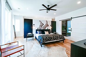 Close to the Gulch - Book Today