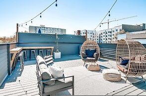 Close to the Gulch - Book Today