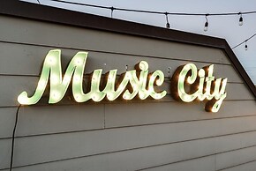 Game Room and Skydeck - Book Today